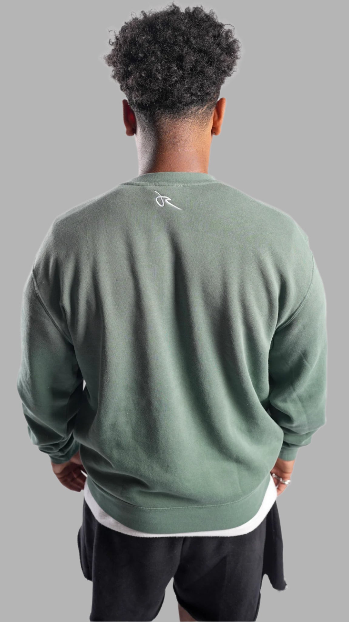 Resilience Embroidered Crewneck Forest